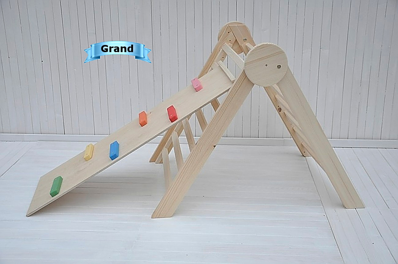 Triangle d’escalade en Bois Cercle permettent aux enfants de développer leur motricité et de pratiquer une activité physique en intérieur dans sécurisé